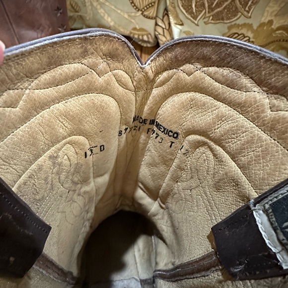 Frye Cowboy Boots - Stars and Stripes - 13D - Picture 4 of 4